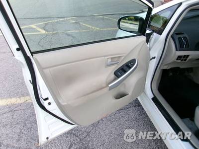 2010 Toyota Prius II - zdjęcie 24 z 26 - miniatura
