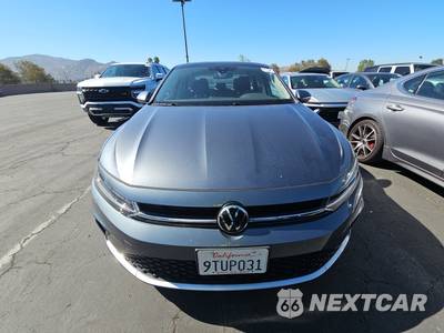 2025 Volkswagen Jetta SE - zdjęcie 2 z 34 - miniatura