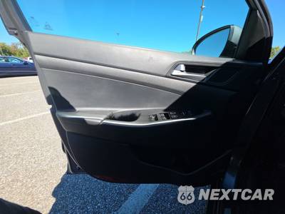 2016 Hyundai Tucson Limited - zdjęcie 9 z 17 - miniatura