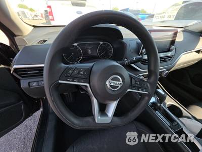 2022 Nissan Altima SV - zdjęcie 10 z 37 - miniatura