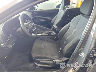 2023 Hyundai Elantra SEL - zdjęcie 7 z 43 - miniatura