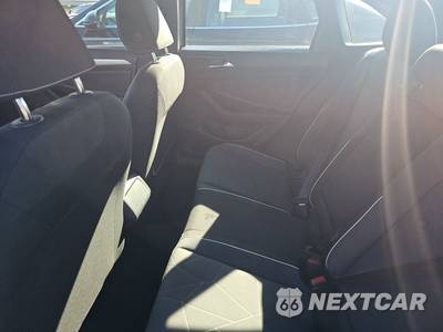 2025 Volkswagen Jetta Sport - zdjęcie 13 z 28 - miniatura