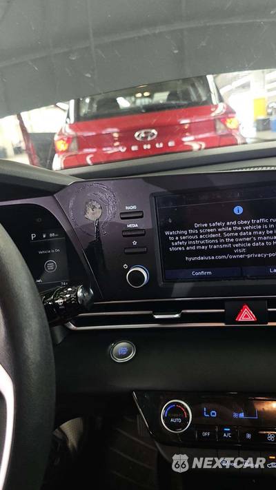 2023 Hyundai Elantra SEL - zdjęcie 39 z 43 - miniatura