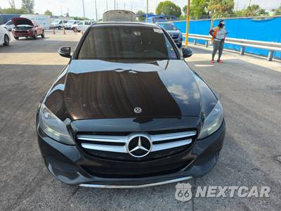2018 Mercedes-Benz C 300 Sedan - zdjęcie 2 z 30 - miniatura