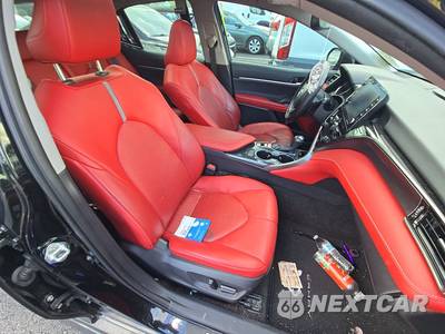 2022 Toyota Camry XSE - zdjęcie 8 z 39 - miniatura
