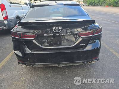 2022 Toyota Camry XSE - zdjęcie 5 z 39 - miniatura