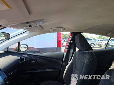 2020 Toyota Prius Prime LE - zdjęcie 17 z 29 - miniatura