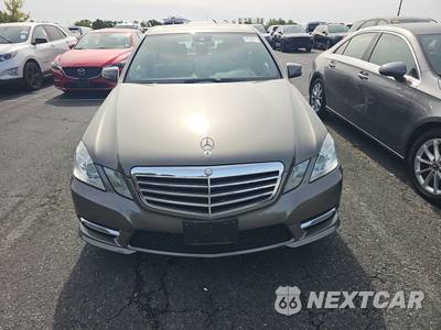2013 Mercedes-Benz E 350 4MATIC Sedan - zdjęcie 2 z 24 - miniatura