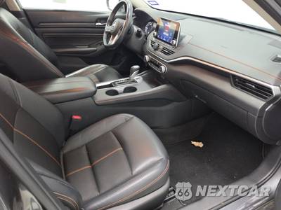 2022 Nissan Altima SR - zdjęcie 8 z 20 - miniatura