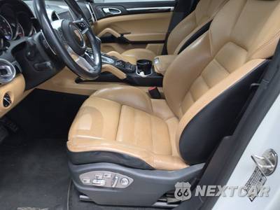 2017 Porsche Cayenne Platinum Edition - zdjęcie 7 z 25 - miniatura