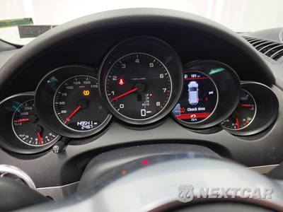 2017 Porsche Cayenne Platinum Edition - zdjęcie 12 z 25 - miniatura