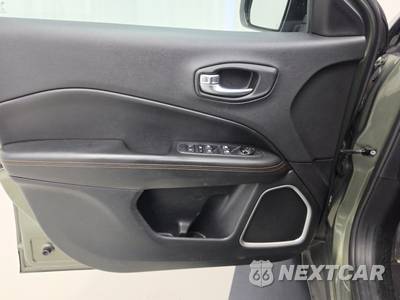 2018 Jeep Compass Limited - zdjęcie 9 z 29 - miniatura