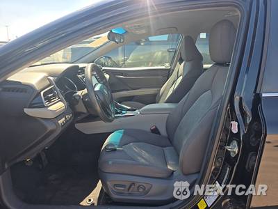2020 Toyota Camry LE - zdjęcie 7 z 32 - miniatura