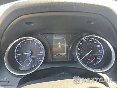 2020 Toyota Camry LE - zdjęcie 12 z 32 - miniatura