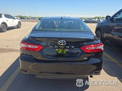 2020 Toyota Camry LE - zdjęcie 5 z 32 - miniatura