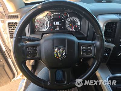 2015 Ram 1500 Big Horn Crew Cab Short Bed - zdjęcie 10 z 30 - miniatura