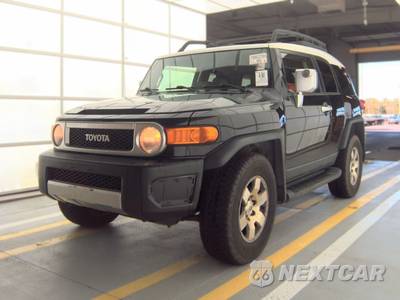 2007 Toyota FJ Cruiser w/Rear Doors