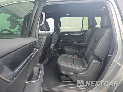 2026 GMC Acadia Elevation 4SD - zdjęcie 13 z 25 - miniatura