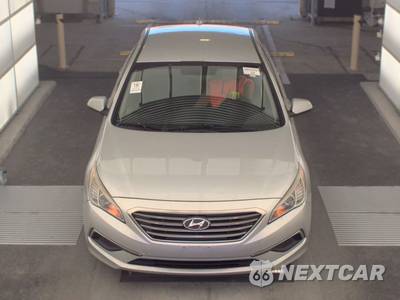 2016 Hyundai Sonata SE - zdjęcie 2 z 33 - miniatura