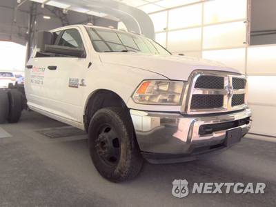 2018 Ram 3500 Cab Chassis SLT Crew Cab DRW - zdjęcie 3 z 28 - miniatura