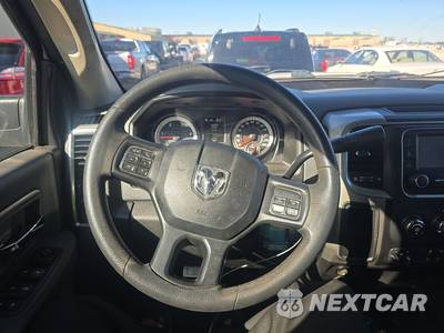 2018 Ram 3500 Cab Chassis SLT Crew Cab DRW - zdjęcie 10 z 28 - miniatura