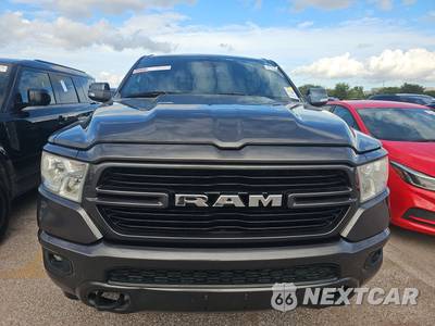 2019 Ram 1500 Big Horn/Lone Star Crew Cab Short Bed - zdjęcie 2 z 17 - miniatura