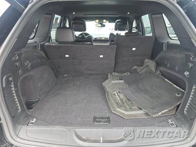 2019 Jeep Grand Cherokee Altitude Edition - zdjęcie 16 z 26 - miniatura