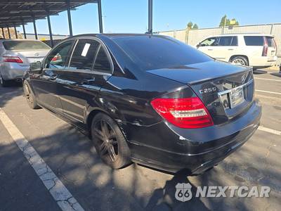 2012 Mercedes-Benz C 250 Sedan - zdjęcie 6 z 44 - miniatura