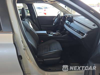 2025 Mitsubishi Outlander SE - zdjęcie 8 z 23 - miniatura
