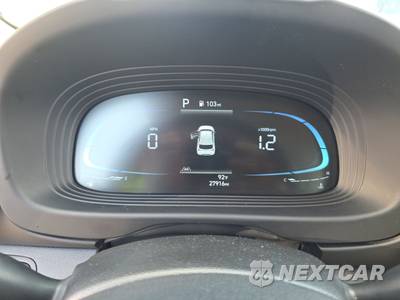 2025 Hyundai Venue SEL - zdjęcie 12 z 22 - miniatura