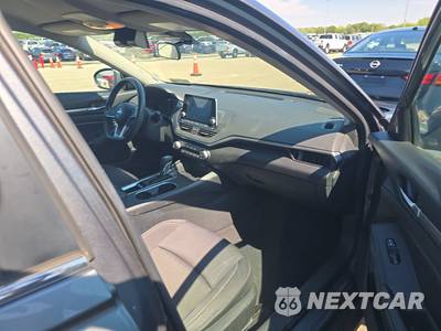 2022 Nissan Altima SV - zdjęcie 8 z 24 - miniatura