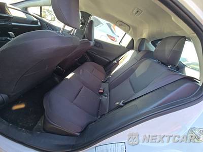 2025 Toyota Prius LE - zdjęcie 13 z 24 - miniatura