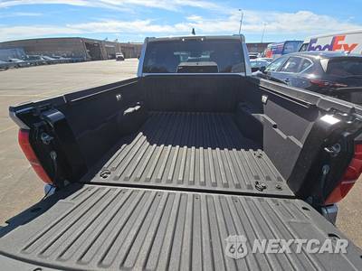2025 Toyota Tacoma TRD Off-Road Crew Cab Medium Bed - zdjęcie 16 z 24 - miniatura