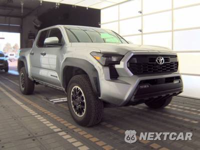 2025 Toyota Tacoma TRD Off-Road Crew Cab Medium Bed - zdjęcie 3 z 24 - miniatura