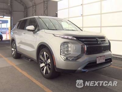 2025 Mitsubishi Outlander SE - zdjęcie 3 z 30 - miniatura