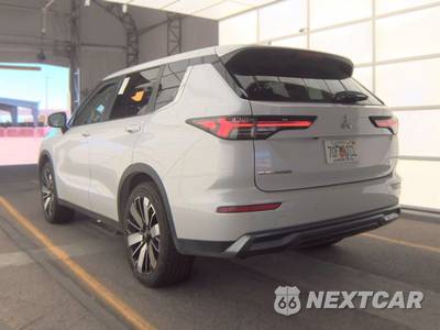 2025 Mitsubishi Outlander SE - zdjęcie 6 z 21 - miniatura