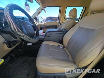 2011 Ford Super Duty F-350 Lariat Crew Cab Medium Bed - zdjęcie 7 z 36 - miniatura