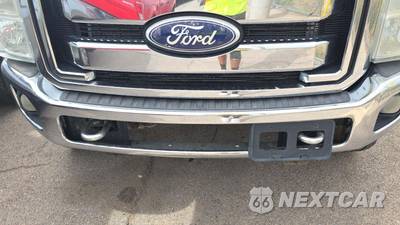 2011 Ford Super Duty F-350 Lariat Crew Cab Medium Bed - zdjęcie 30 z 36 - miniatura