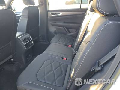 2025 Volkswagen Atlas Cross Sport 2.0T SE w/Technology - zdjęcie 13 z 23 - miniatura