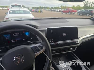 2025 Volkswagen Atlas Cross Sport 2.0T SE w/Technology - zdjęcie 11 z 31 - miniatura