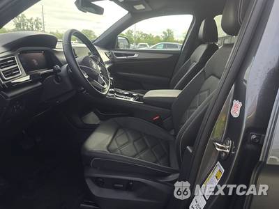 2025 Volkswagen Atlas Cross Sport 2.0T SE w/Technology - zdjęcie 7 z 31 - miniatura