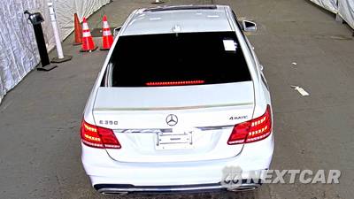 2014 Mercedes-Benz E 350 4MATIC Sedan - zdjęcie 5 z 36 - miniatura
