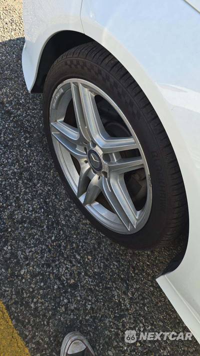 2014 Mercedes-Benz E 350 4MATIC Sedan - zdjęcie 36 z 36 - miniatura