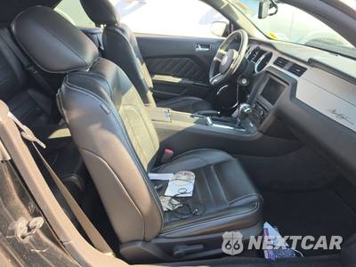 2010 Ford Mustang GT Convertible - zdjęcie 8 z 33 - miniatura