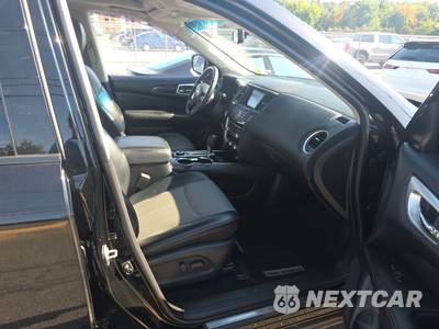 2020 Nissan Pathfinder SL - zdjęcie 8 z 25 - miniatura