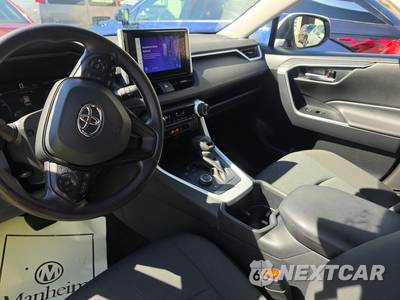 2025 Toyota RAV4 Hybrid XLE - zdjęcie 11 z 25 - miniatura
