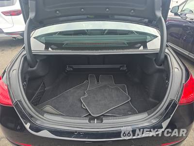 2025 Mercedes-Benz C 300 4MATIC - zdjęcie 16 z 29 - miniatura