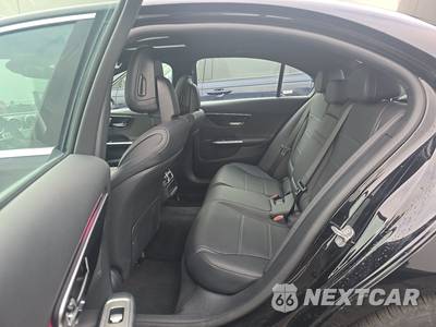 2025 Mercedes-Benz C 300 4MATIC - zdjęcie 13 z 29 - miniatura