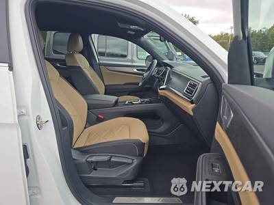 2025 Volkswagen Atlas Cross Sport 2.0T SE w/Technology - zdjęcie 8 z 25 - miniatura
