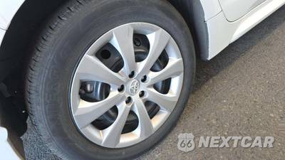 2025 Toyota Corolla LE Sedan - zdjęcie 25 z 31 - miniatura